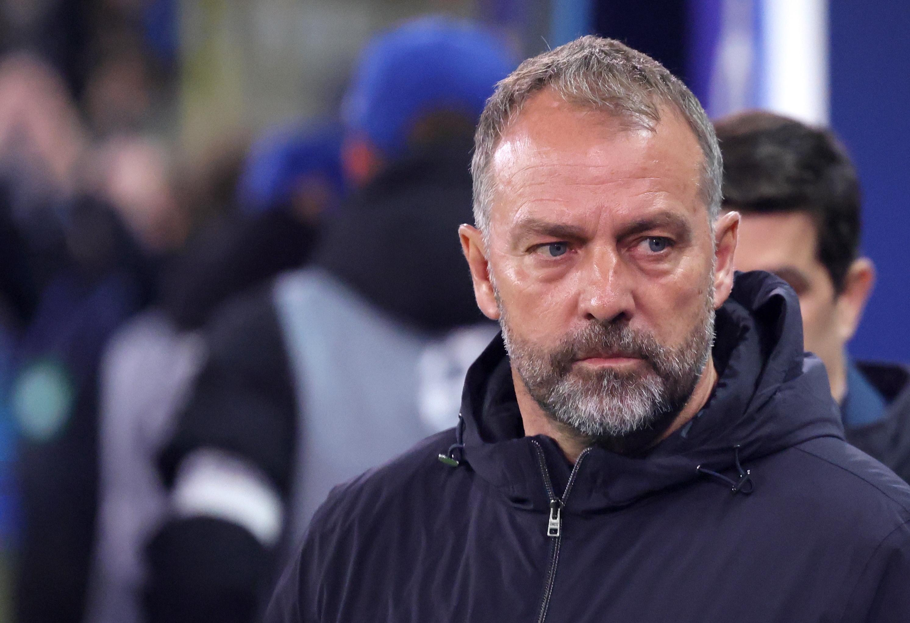 世体：弗里克对球队防守不满意，造越位数较上赛季大幅下滑