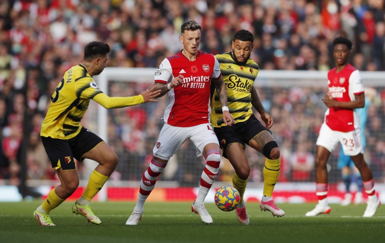 电讯报：本·怀特仍未找到节奏，但没人低估他将产生的影响力